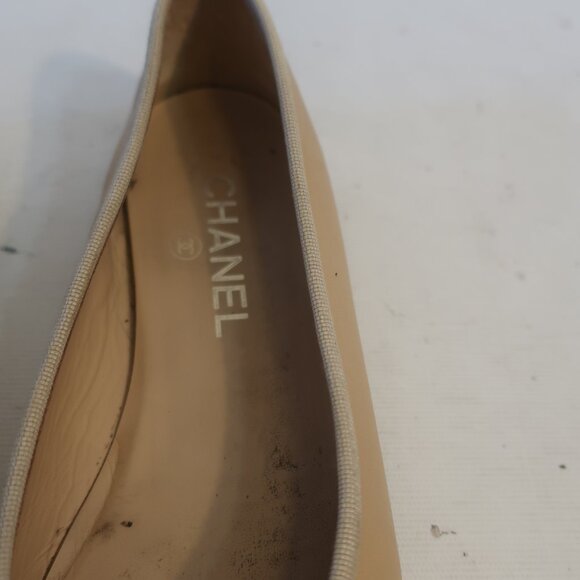 Womens Chanel Beige Black Capped Toe Interlocked CC Ballet Flat Shoes 39 US/8.5 - Picture 5 of 16